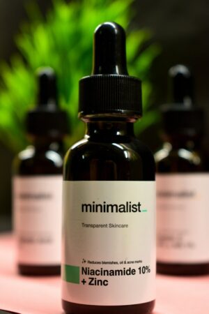 You are currently viewing Best Face Serum for Oily Skin in India (2025) – Expert Guide