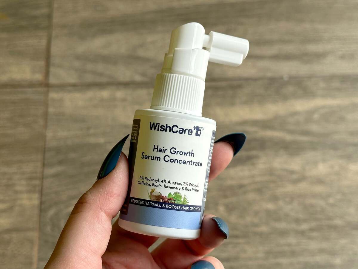You are currently viewing Best Hair Serum for Men (Oily Scalp, 2025) – WishCare Top Pick