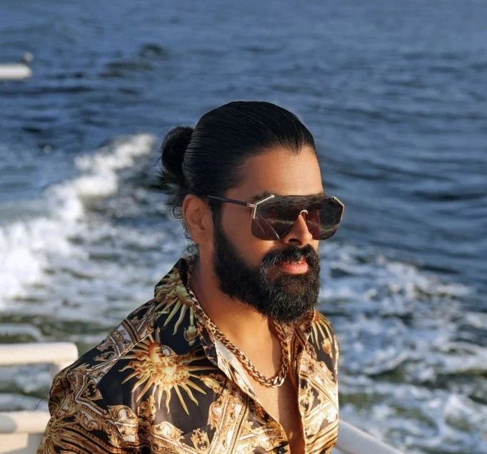 You are currently viewing Beard Oil vs Balm: Discover the Perfect Match for Your Beard Type