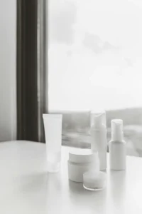 Read more about the article Face Wash vs Cleanser: Best Daily Skincare Choice in 2025