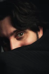 Read more about the article Best Under Eye Cream for Men India 2025 |Dark Circles, Puffiness