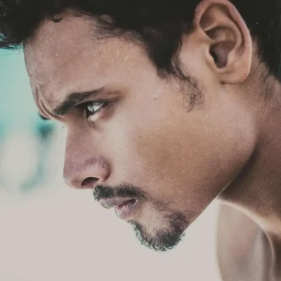 Best Face Wash for Dry Skin — Top 5 Hydrating Cleansers (2025)