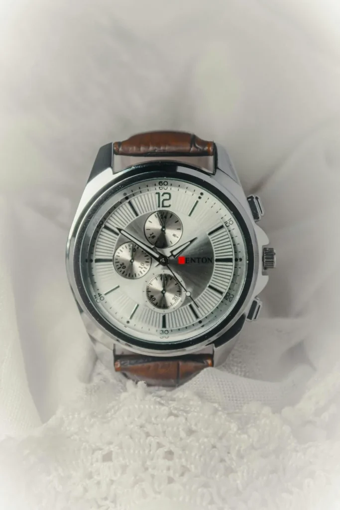 Best watches for men in India leather strap