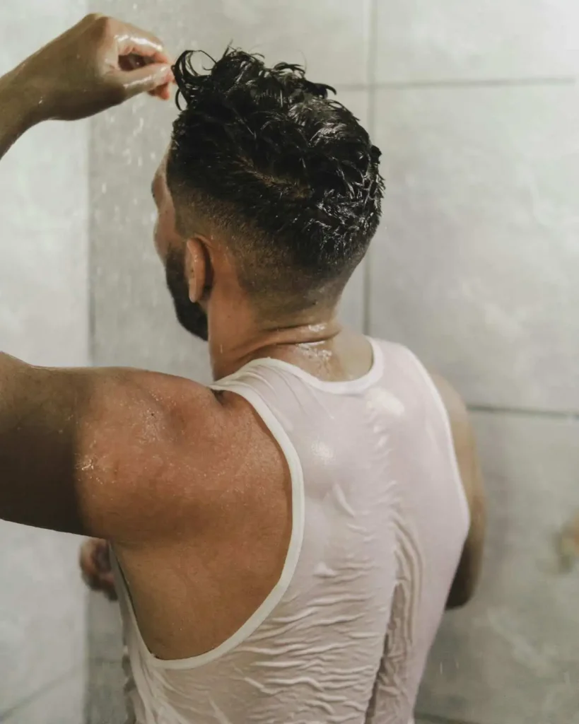 Man washing hair