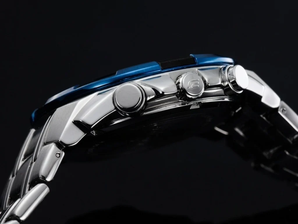 Sport style analog wrist watch for men